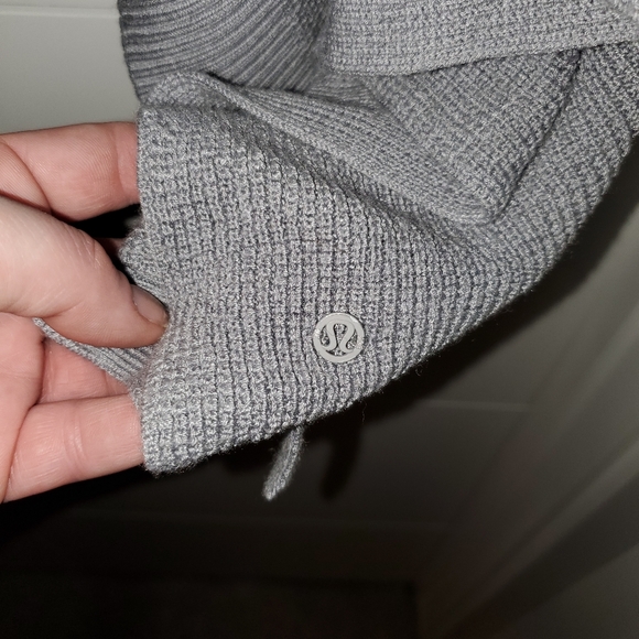 Lululemon Forward Fliw Poncho Rhino Grey - Picture 10 of 13